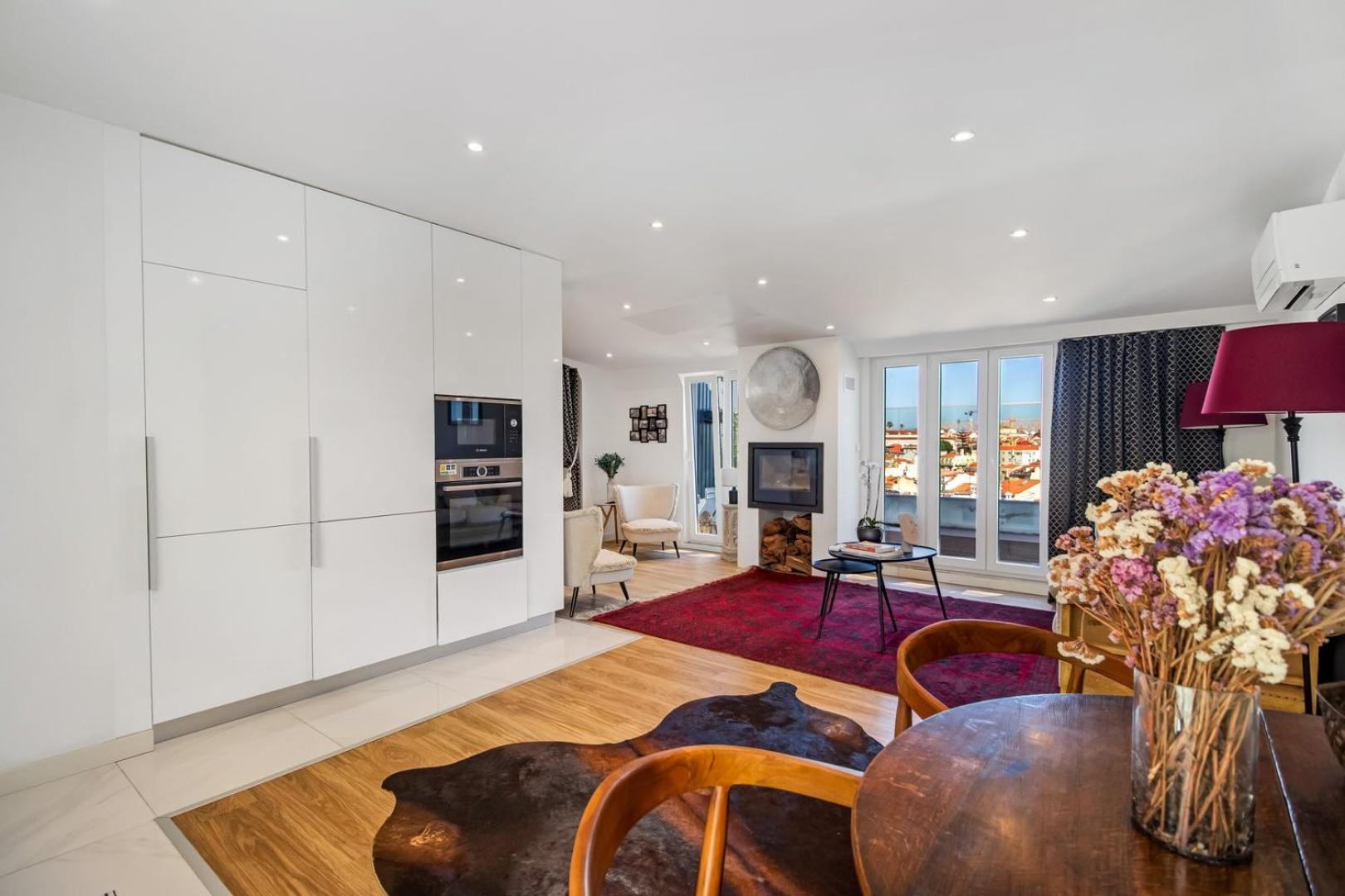 Luxe Penthouse - & Taje View | By Airnest Apartment *